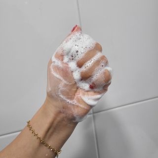 메르센보떼 레드파인 모이스춰 클렌징 폼 170ml — 4.5점을 준 리뷰어가 2022년 8월 올린 사용 사진