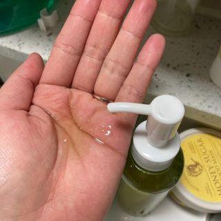 스킨큐어 산다화 순한 클렌징 동백 오일 200ml — 4점을 준 리뷰어가 2023년 4월 올린 사용 사진