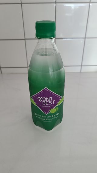 몽베스트 Montbest with Sparkling water Lime20병 — 5점을 준 리뷰어가 2022년 12월 올린 사용 사진