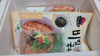 [한면원] 비빔국수 2인분 — 3점을 준 리뷰어가 2022년 8월 올린 사용 사진
