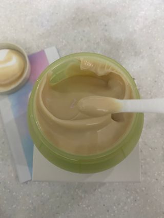 카오리온코스메틱스 사카로미세스와 시카의 만남        릴리피 릴렉싱 크림 진정한 탄력을 경험해보세요 — 5점을 준 리뷰어가 2021년 6월 올린 사용 사진