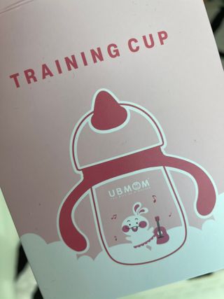 유비맘 트라이탄 코니빨대컵_컬러 랜덤 발송 — 5점을 준 리뷰어가 2021년 2월 올린 사용 사진