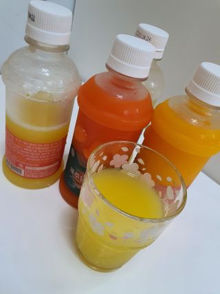 탐라원 제주의 맛, 몬딱주스 4종세트 - 한라봉몬딱주스, 천혜향몬딱주스, 청귤에이드, 당근몬딱주스 — 4점을 준 리뷰어가 2021년 8월 올린 사용 사진