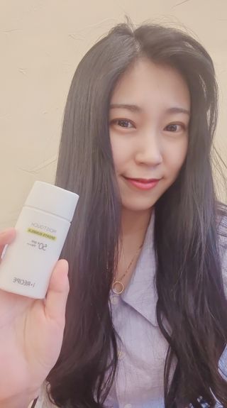 아이레시피 모이스트터치 스포츠 선밀크 50ml (SPF50+ PA+++) — 5점을 준 리뷰어가 2023년 6월 올린 사용 사진