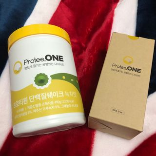 프로티원 단백질쉐이크 녹차맛 2주분 1통+보틀 — 4.5점을 준 리뷰어가 2021년 4월 올린 사용 사진