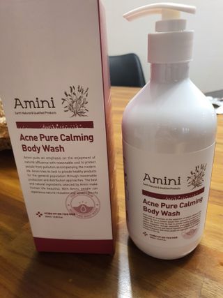 아미니 아크네 퓨어카밍 바디워시 500ml — 5점을 준 리뷰어가 2021년 6월 올린 사용 사진