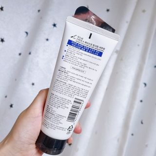 [갸스비] 곱슬 머리부터 파마까지 남자의 컬을 위한 갸스비 컬크림 — 4.5점을 준 리뷰어가 2021년 5월 올린 사용 사진