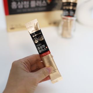 서울약사신협_투데이홍삼정플러스스틱_10g x 30포 — 5점을 준 리뷰어가 2021년 1월 올린 사용 사진