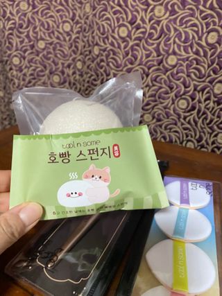 [툴앤썸] 메이크업 브러시로 바르고 호빵 스펀지로 클렌징하는 A-Z 뷰티툴 5종 — 5점을 준 리뷰어가 2021년 1월 올린 사용 사진