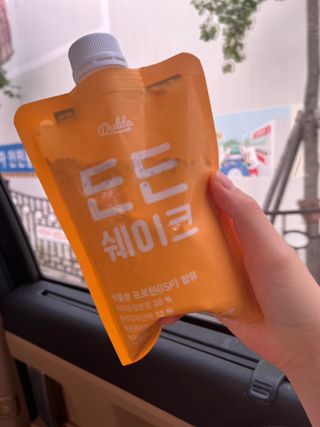 [덜다] 든든 식물성 단백질 쉐이크 40g X 7입 (곡물/딸기) — 5점을 준 리뷰어가 2023년 8월 올린 사용 사진