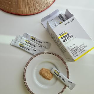체인미 국화꽃 추출분말 에스오에스 곡류효소 과일채소 17종 혼합 분말 스틱 — 5점을 준 리뷰어가 2021년 11월 올린 사용 사진