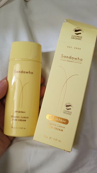 스킨큐어 산다화 유기농 레몬썬크림 — 5점을 준 리뷰어가 2022년 4월 올린 사용 사진