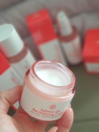 아이앤립 / EYENLIP 아이앤립 연어오일 리바이탈라이징 토너+앰플+크림 3종 세트 — 5점을 준 리뷰어가 2021년 5월 올린 사용 사진
