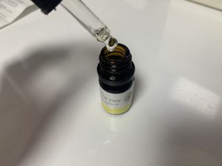 라라로즈데이 시즌2 천연 아로마오일 Y존 케어 속옷향수 이너퍼퓸 5ml  여성의 자존감을 UP시키자 — 4.5점을 준 리뷰어가 2021년 8월 올린 사용 사진