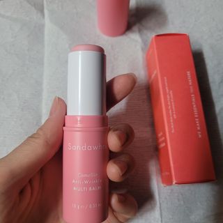 스킨큐어 산다화 카멜리아 안티 링클 멀티밤 — 5점을 준 리뷰어가 2023년 10월 올린 사용 사진