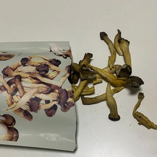 딜라이트 프로젝트 바삭한 원물칩 3종 고구마칩, 자색고구마칩, 느타리버섯칩 [총 6봉지] — 4.5점을 준 리뷰어가 2022년 3월 올린 사용 사진