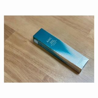 [NEW 탄력유턴 아이크림] AHC 유스 래스팅 리얼 아이크림 포 페이스 — 4점을 준 리뷰어가 2021년 2월 올린 사용 사진