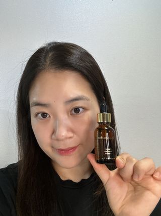 스킨큐어 산다화 비타민c 화이트닝 에센스 30ml — 5점을 준 리뷰어가 2023년 12월 올린 사용 사진