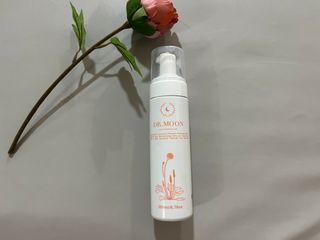 MF프리 [닥터문] 유산균 락토케어 질경초 여성청결제 200ml (폼타입) — 4.5점을 준 리뷰어가 2022년 7월 올린 사용 사진