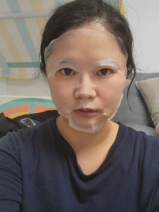 베지톨로지 비니페린 브라이트닝 마스크 (10매입) — 5점을 준 리뷰어가 2022년 8월 올린 사용 사진