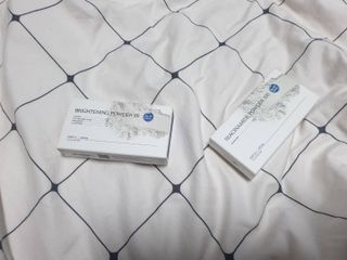 [ 유니자르 ] 미백의 끝판왕 = 브라이트닝99 + 나이아신아마이드100 — 5점을 준 리뷰어가 2022년 1월 올린 사용 사진