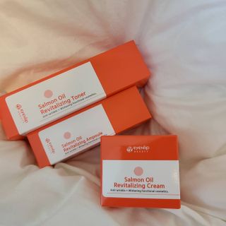 아이앤립 / EYENLIP 아이앤립 연어오일 리바이탈라이징 토너+앰플+크림 3종 세트 — 5점을 준 리뷰어가 2021년 5월 올린 사용 사진