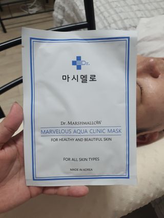 닥터마시멜로 닥터마스멜로 마블러스 아쿠아 클리닉 마스크 — 5점을 준 리뷰어가 2021년 5월 올린 사용 사진