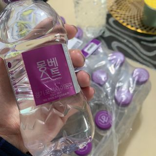 몽베스트 [MONTBEST] 330mL 20병 — 5점을 준 리뷰어가 2022년 4월 올린 사용 사진