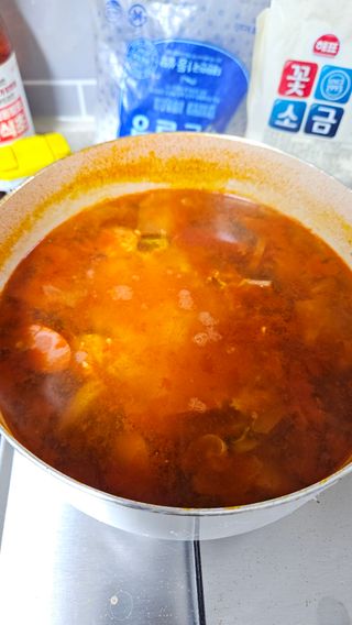 프레시지 *구매평/[쵸이닷직원食당]이태원식부대찌개_455G — 5점을 준 리뷰어가 2025년 10월 올린 사용 사진