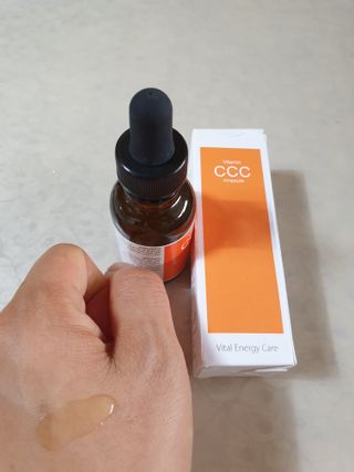 더마 사이언스 비타민 CCC 앰플 기미 브라이트닝 세럼 30ml — 5점을 준 리뷰어가 2021년 8월 올린 사용 사진