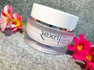 렉스리 크리에이티브 크림  Rexri Creative Cream — 5점을 준 리뷰어가 2021년 10월 올린 사용 사진