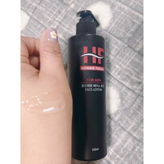 웰피아생활건강 웰피아 올인원 남성화장품 옴므페론 — 5점을 준 리뷰어가 2023년 1월 올린 사용 사진