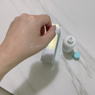 리더스코스메틱 리더스 카밍 바이오틱스 에센스 워터 — 5점을 준 리뷰어가 2021년 8월 올린 사용 사진