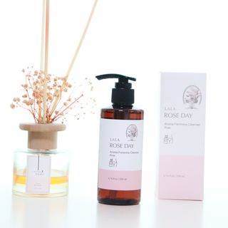 라라로즈데이 시즌2 여성청결제 200ml 아로마 페미민 클렌저, 독일더마인증 — 5점을 준 리뷰어가 2021년 8월 올린 사용 사진