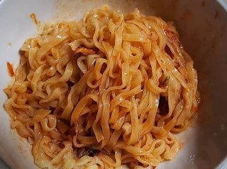 팔도비빔장 시그니처 380g 2개 — 5점을 준 리뷰어가 2022년 2월 올린 사용 사진