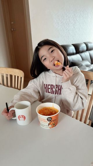 프리 [요리궁리] 타입 B (매콤,치즈,매콤까르보) 꽃떡볶이 6개입 세트 — 4점을 준 리뷰어가 2024년 12월 올린 사용 사진