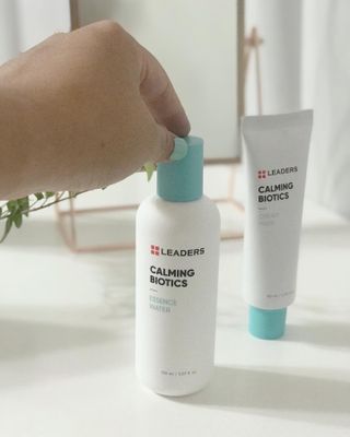 리더스코스메틱 리더스 카밍 바이오틱스 #1등 진정 기획세트 [에센스 워터150ml + 크림 마스크80ml] — 5점을 준 리뷰어가 2022년 8월 올린 사용 사진