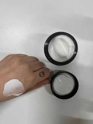 비프리코스메틱 뉴 프레쉬 크림 80ml — 4.5점을 준 리뷰어가 2023년 2월 올린 사용 사진