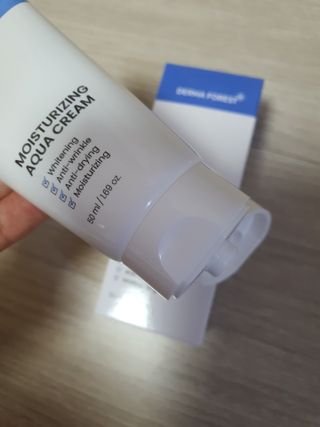 더마포레스트 모이스처라이징 아쿠아크림 / 수분크림 히알루론산 펩타이드 보습 미백 주름개선 — 5점을 준 리뷰어가 2021년 7월 올린 사용 사진