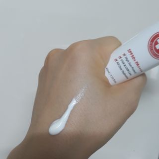 닥터셀멜로 셀멜로 올인원 선스크린 — 5점을 준 리뷰어가 2021년 4월 올린 사용 사진
