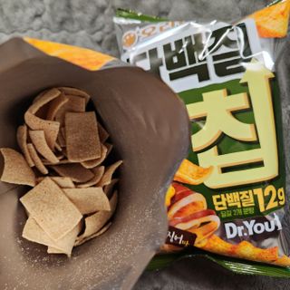 맛있게 채우는 단백질 12g, 닥터유 단백질칩 — 4.5점을 준 리뷰어가 2023년 12월 올린 사용 사진