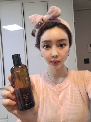스킨큐어 산다화 비타민c 화이트닝 토너 150ml — 5점을 준 리뷰어가 2021년 12월 올린 사용 사진