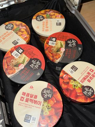 나우  [요리궁리] B타입 ( 매콤, 치즈, 매콤까르보 ) 꽃떡볶이 6개입 세트 — 5점을 준 리뷰어가 2025년 3월 올린 사용 사진