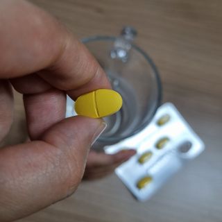 서울약사신협_내몸애발란스멀티비타민앤미네랄파워업_800mg x 90정 — 5점을 준 리뷰어가 2021년 5월 올린 사용 사진