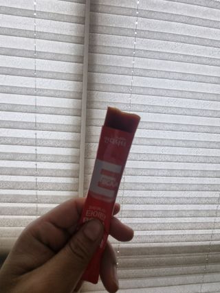 [인디닥터] 타이탄 BCAA 프로틴 젤리스틱 — 4점을 준 리뷰어가 2022년 6월 올린 사용 사진