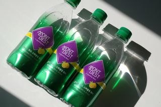 몽베스트 Montbest with Sparkling water Lemon OR Lime 20병(랜덤) — 5점을 준 리뷰어가 2022년 10월 올린 사용 사진