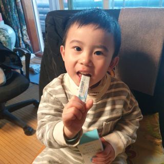 [이뮤니티플러스]우리아이 면역오키, 건강오키 _ 키즈오키 더진한꿀배도라지청 10포 1box — 5점을 준 리뷰어가 2022년 1월 올린 사용 사진