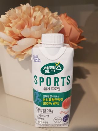 셀렉스스포츠 셀렉스 스포츠 웨이 프로틴 복숭아_ 330ml x 12팩 — 3점을 준 리뷰어가 2021년 8월 올린 사용 사진