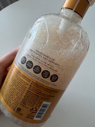 벨먼 내추럴스파 수분광채 스크럽 바디워시 600ml 5종 — 5점을 준 리뷰어가 2022년 5월 올린 사용 사진