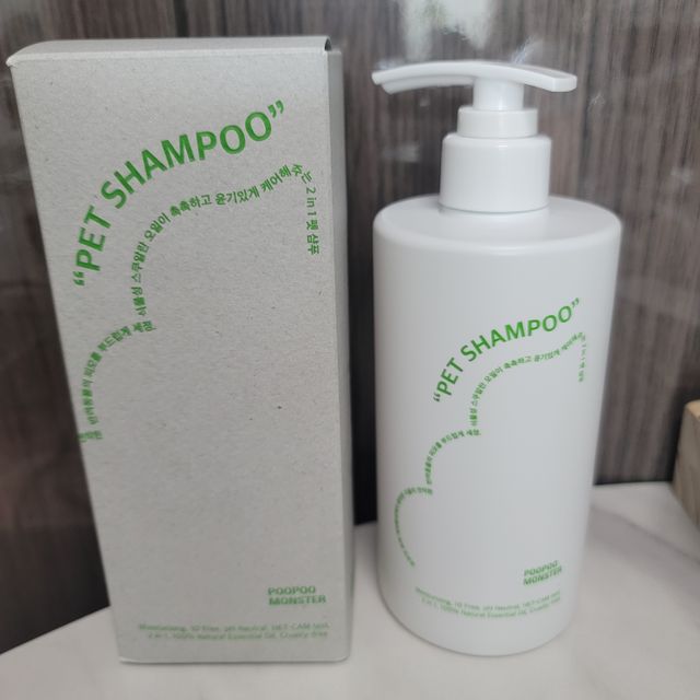 [푸푸몬스터] 비건 펫 샴푸 380ml 펌프형 (유향) 리뷰 사진